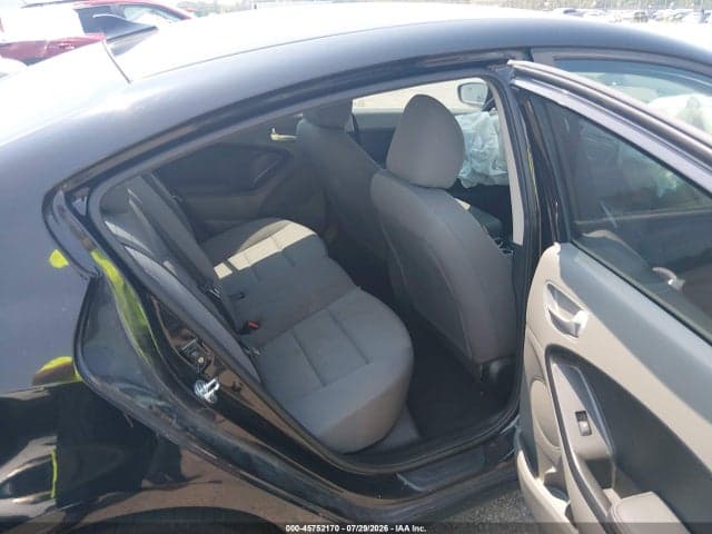 2018 KIA FORTE LX 8