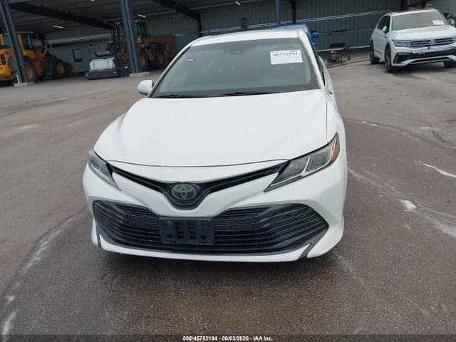 2018 TOYOTA CAMRY LE 13