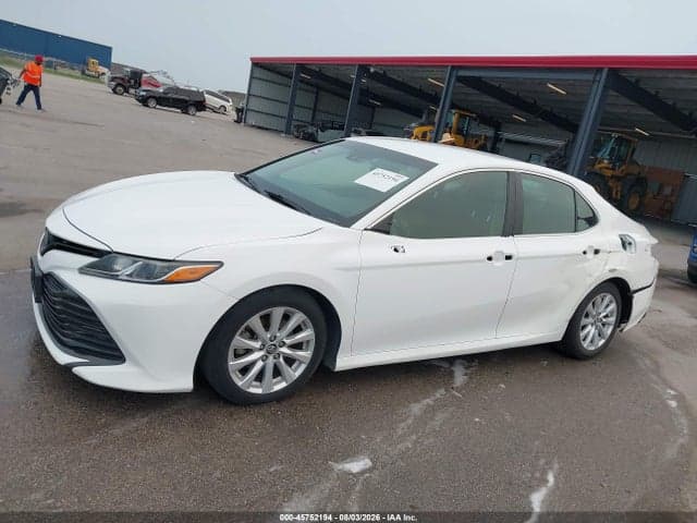 2018 TOYOTA CAMRY LE 15