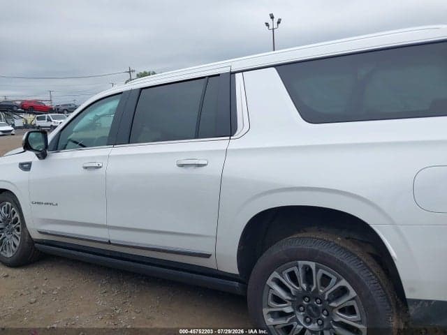 2023 GMC YUKON XL 4WD DENALI ULTIMATE 15