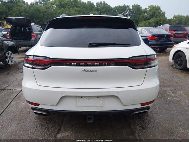 2020 PORSCHE MACAN 16