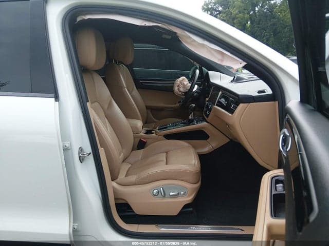 2020 PORSCHE MACAN 5