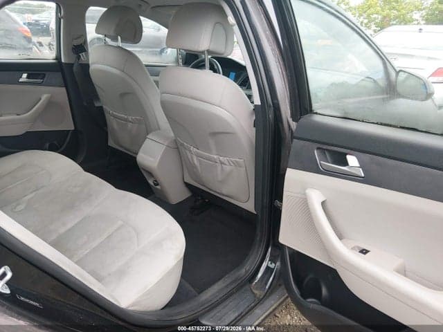 2017 HYUNDAI SONATA SE 8