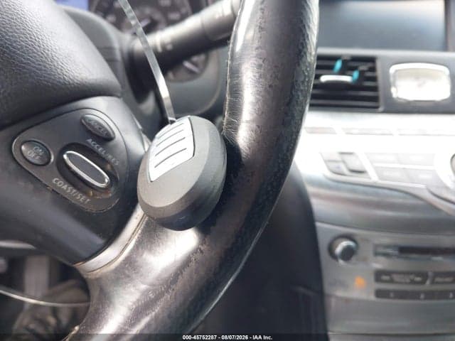 2017 INFINITI Q70 3.7 11