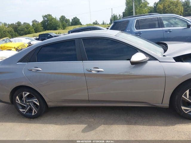2024 HYUNDAI ELANTRA SEL 14