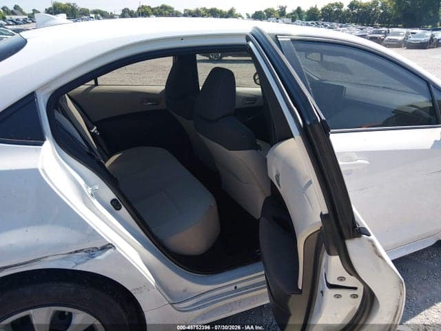2021 TOYOTA COROLLA LE 8