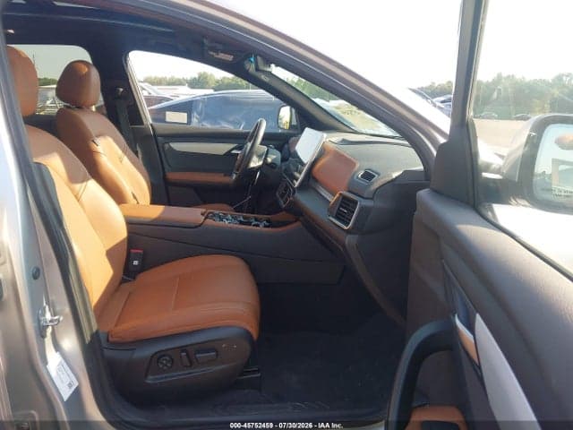 2024 VINFAST VF 8 PLUS 5