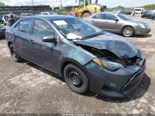 2017 TOYOTA COROLLA LE 1
