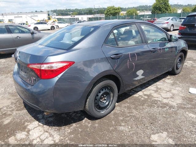 2017 TOYOTA COROLLA LE 4