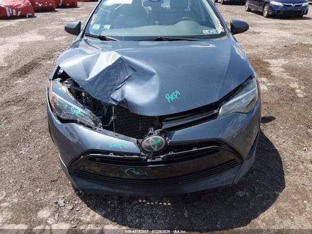 2017 TOYOTA COROLLA LE 6