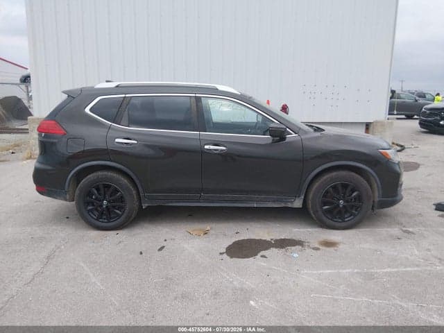 2017 NISSAN ROGUE SV 13