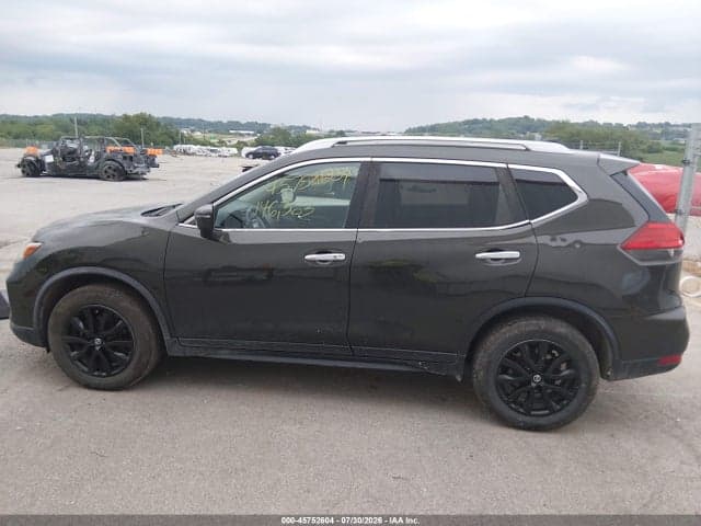 2017 NISSAN ROGUE SV 14