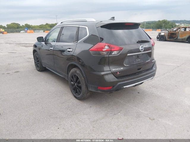 2017 NISSAN ROGUE SV 3