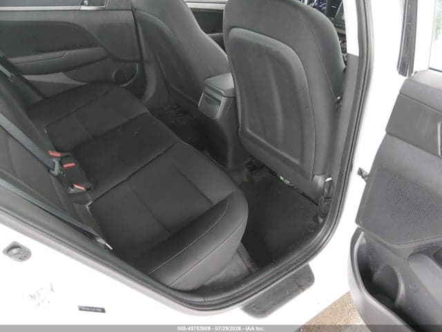 2018 HYUNDAI ELANTRA SEL 8