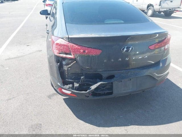 2020 HYUNDAI ELANTRA SE 6