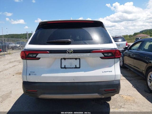 2025 TOYOTA GRAND HIGHLANDER LIMITED 17