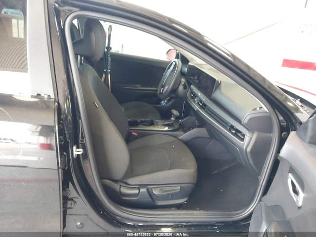 2026 KIA K4 LXS 5