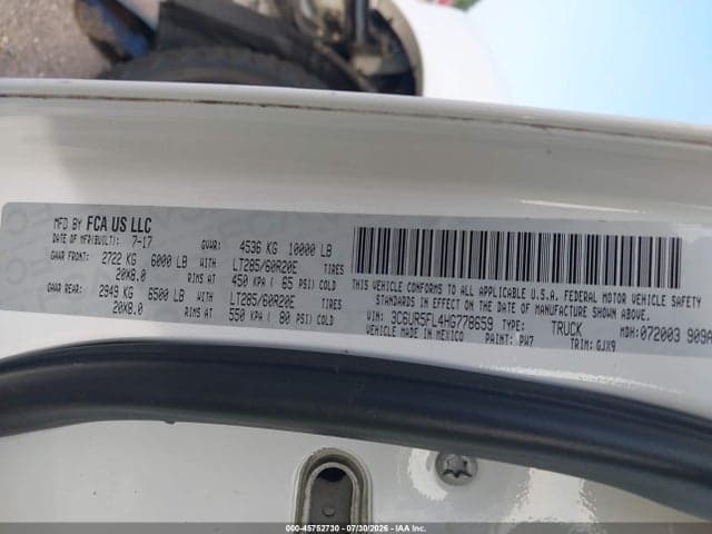 2017 RAM 2500 LARAMIE 4X4 6'4 BOX 9