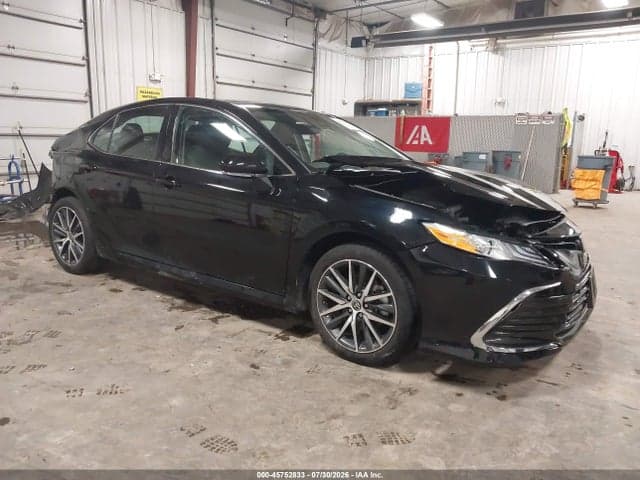 2023 TOYOTA CAMRY XLE AWD - 1