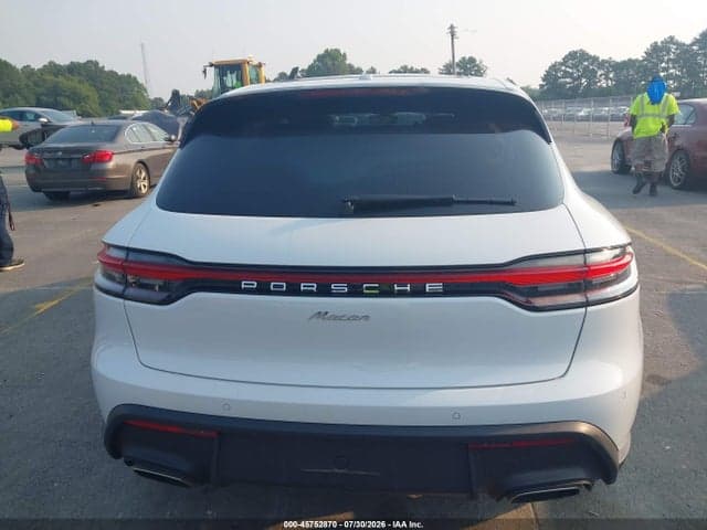 2024 PORSCHE MACAN T 15