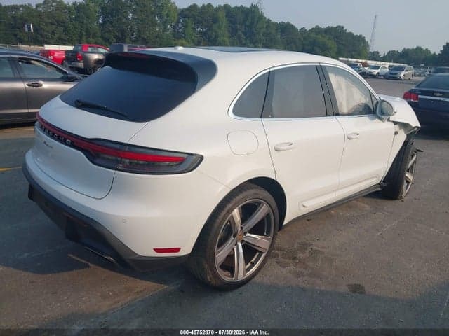 2024 PORSCHE MACAN T 4