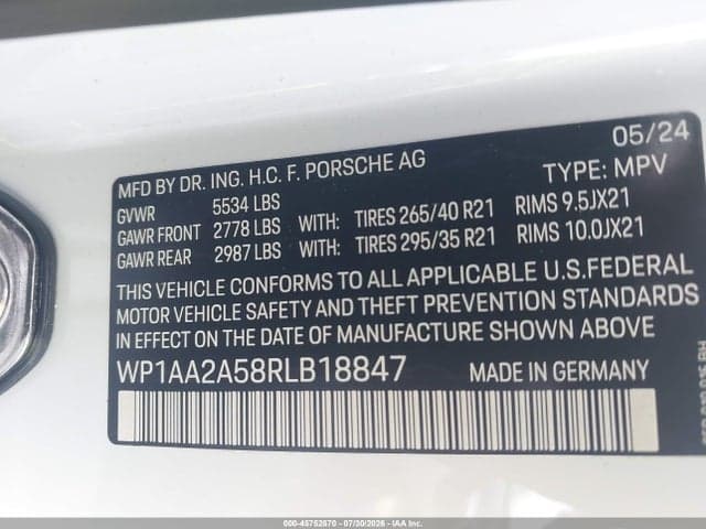 2024 PORSCHE MACAN T 9