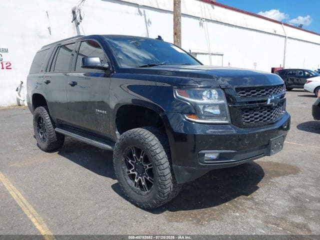 2017 CHEVROLET TAHOE LT 1