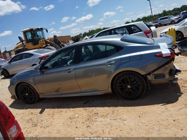 2025 TOYOTA CAMRY SE 15