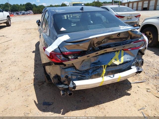2025 TOYOTA CAMRY SE 20