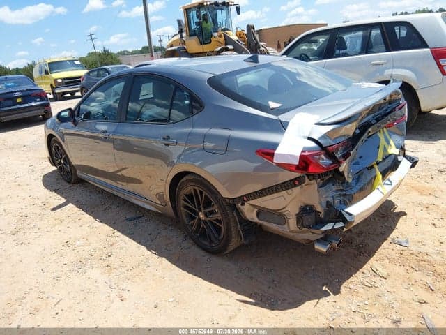 2025 TOYOTA CAMRY SE 3