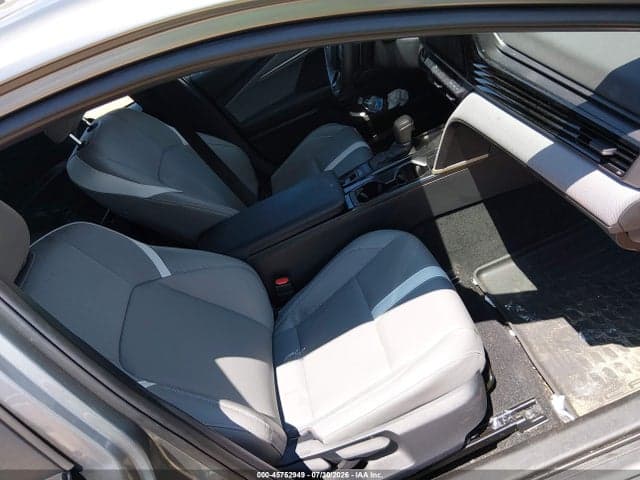 2025 TOYOTA CAMRY SE 5