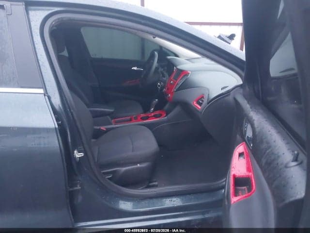 2017 CHEVROLET CRUZE LT AUTO 5