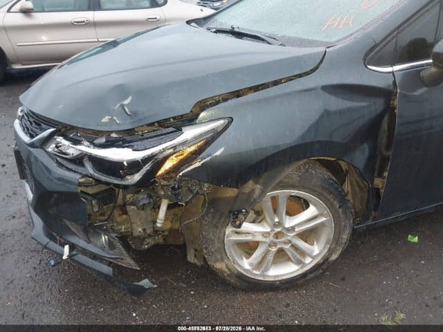 2017 CHEVROLET CRUZE LT AUTO 6