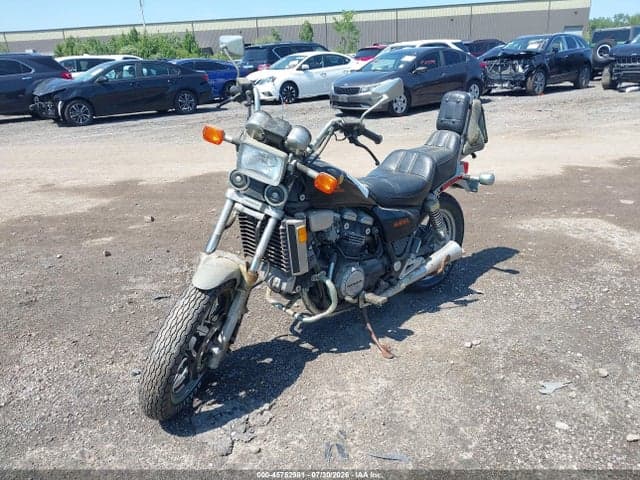 1984 HONDA VF700 C 2