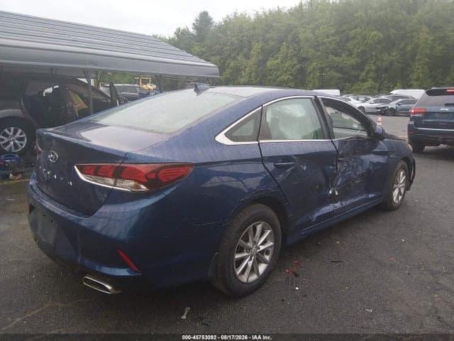2018 HYUNDAI SONATA SE 4