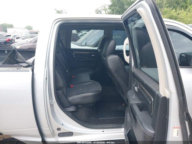 2017 RAM 1500 SPORT 8