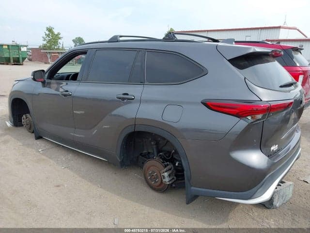 2021 TOYOTA HIGHLANDER XSE 3