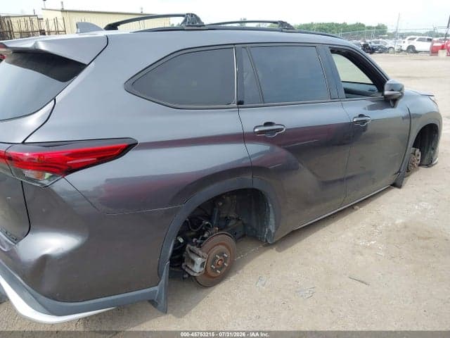 2021 TOYOTA HIGHLANDER XSE 4