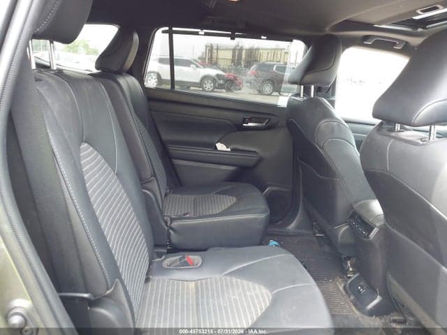 2021 TOYOTA HIGHLANDER XSE 8