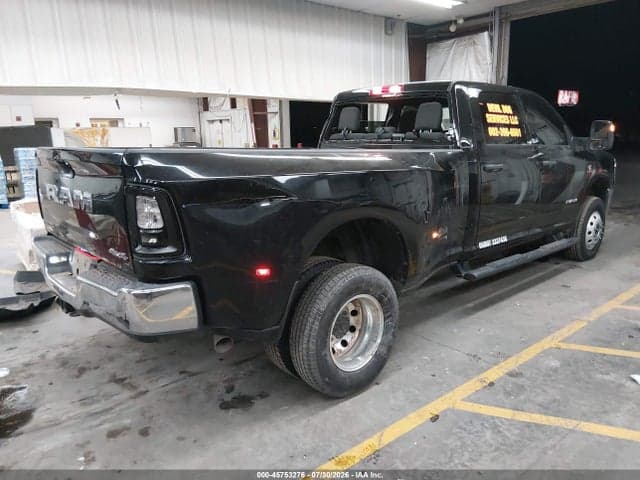 2025 RAM 3500 BIG HORN 4X4 8' BOX 4
