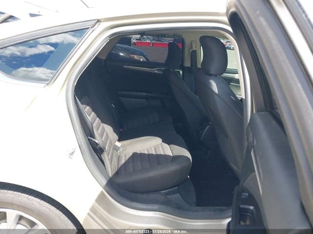 2017 FORD FUSION SE 8