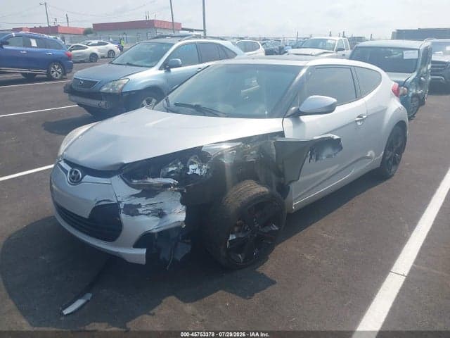 2017 HYUNDAI VELOSTER VALUE EDITION 2