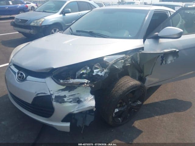 2017 HYUNDAI VELOSTER VALUE EDITION 6