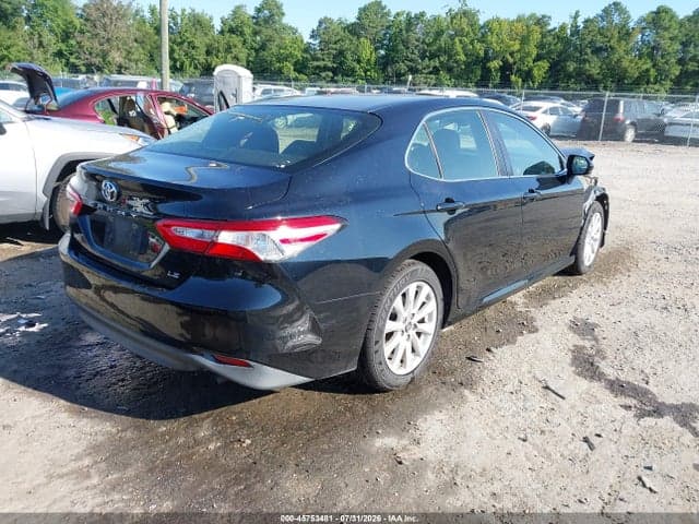 2018 TOYOTA CAMRY LE 4