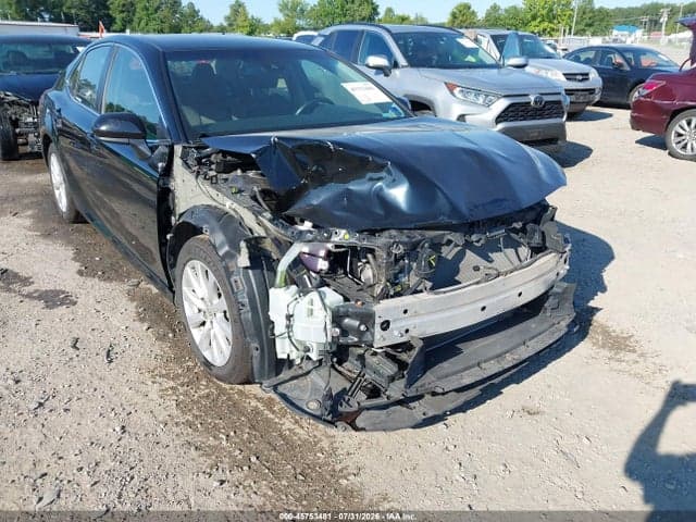 2018 TOYOTA CAMRY LE 6