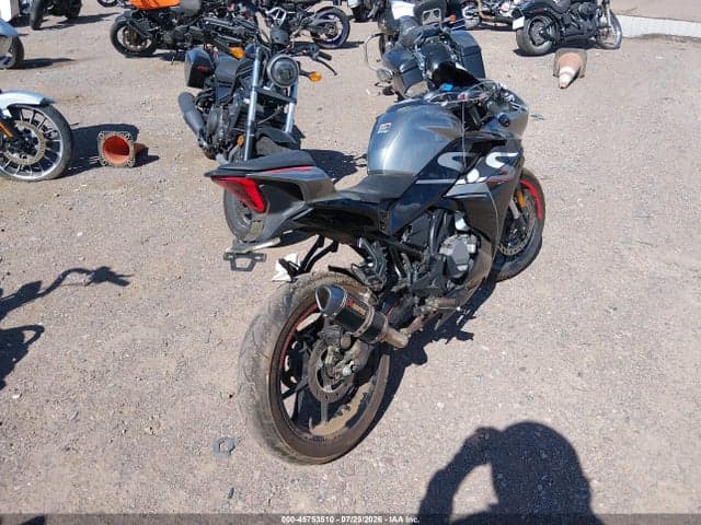 2023 CF MOTO 300SS 4