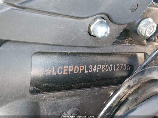 2023 CF MOTO 300SS 10