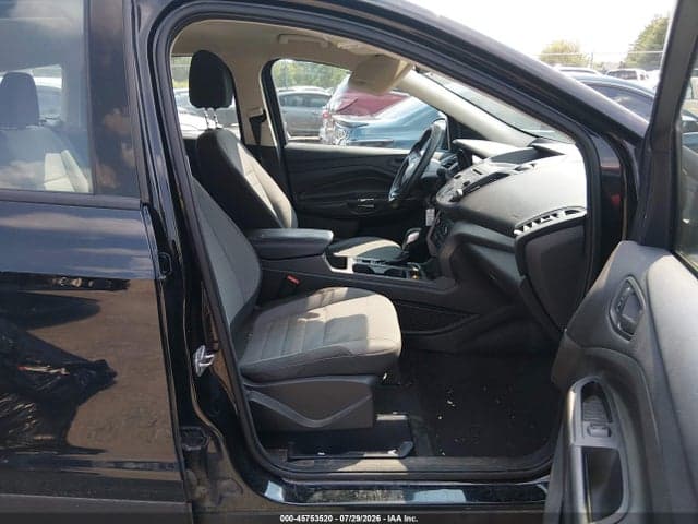 2017 FORD ESCAPE S 5