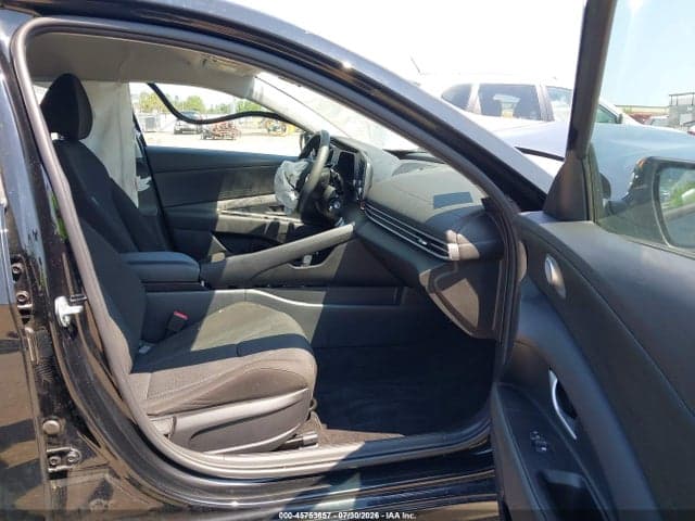 2026 HYUNDAI ELANTRA SE 5