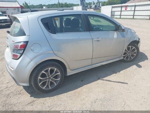 2019 CHEVROLET SONIC LT AUTO 4